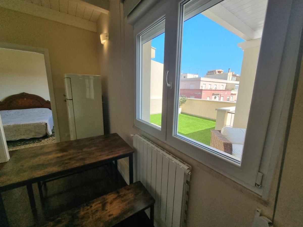 Apartmán Attico Panoramico Cagliari Exteriér fotografie
